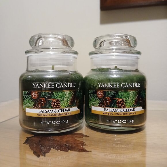 HUGE Yankee Candle & Aromascape Bundle! Pine Scent w/ Bonus Decor Candles - NWT - Picture 4 of 14